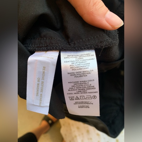 Ann Taylor Cuffed Ankle Faux Leather Pant Size 6 - Picture 6 of 7